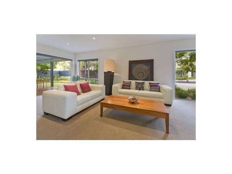 1 Falcon Street, Newington NSW 2127