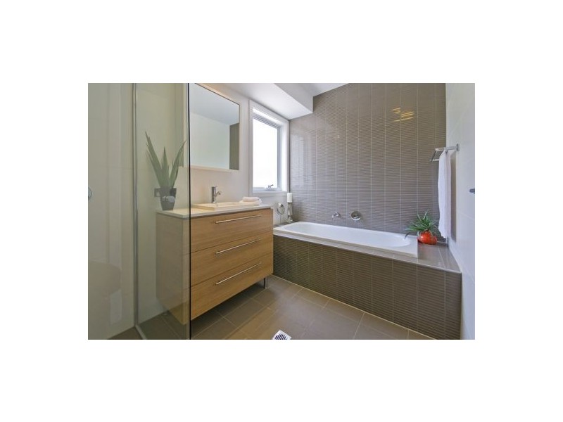 1 Falcon Street, Newington NSW 2127