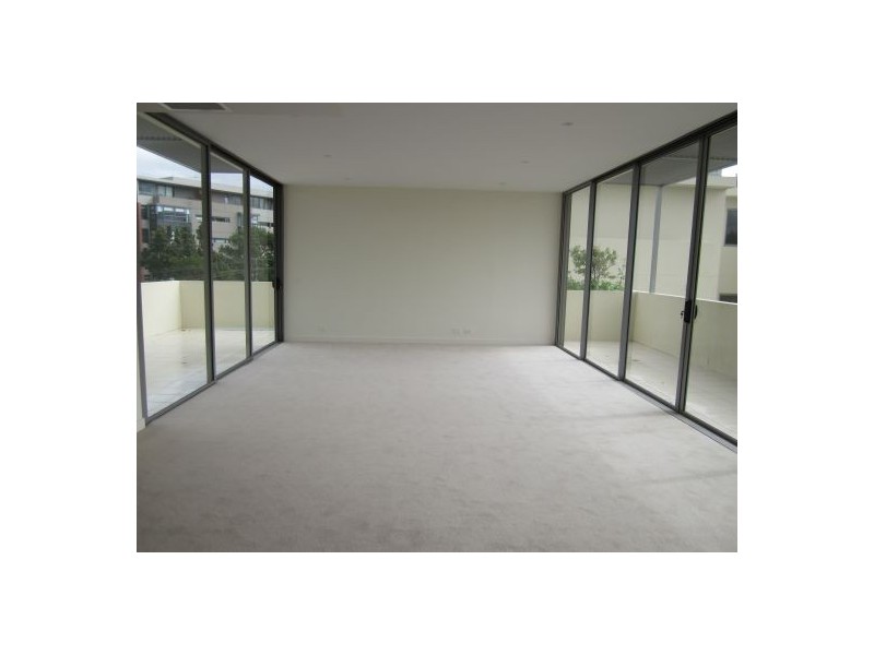 2 A  Eulbertie Avenue, Warrawee NSW 2074