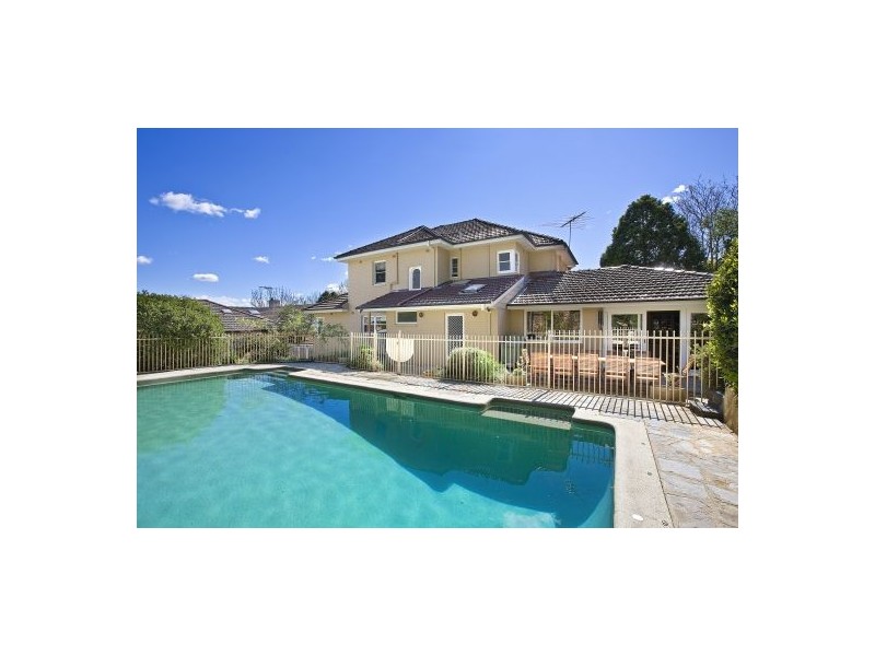 2 Greendale Avenue, Pymble NSW 2073