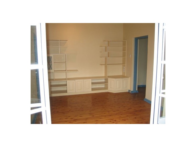 1/4 Holbrook Avenue, Kirribilli NSW 2061