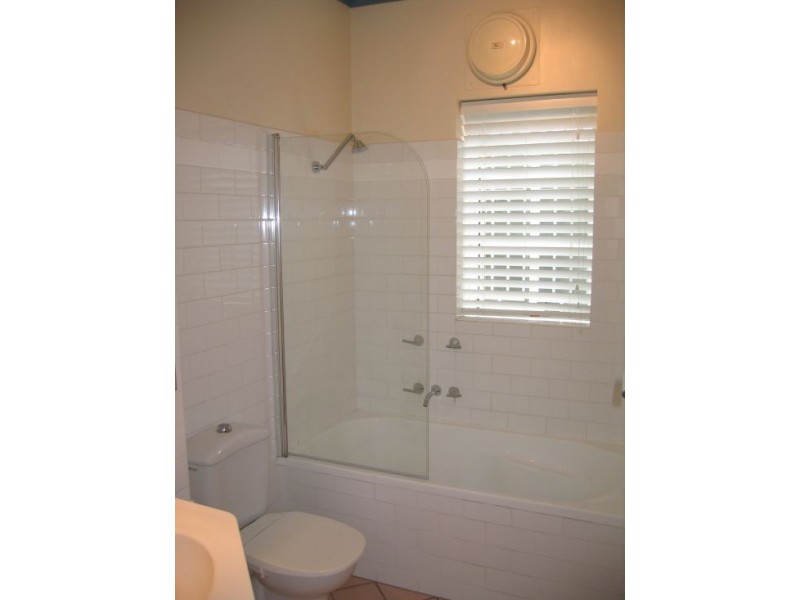 1/4 Holbrook Avenue, Kirribilli NSW 2061