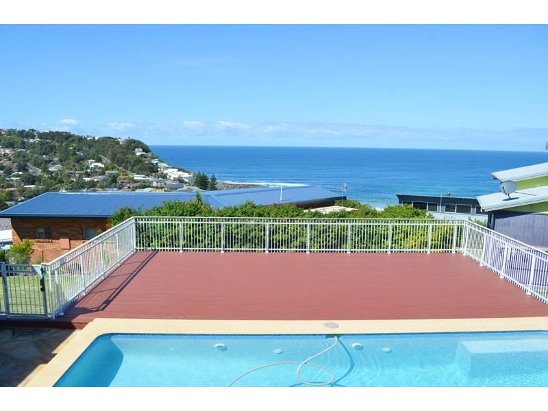 39 Helen Drive, Copacabana NSW 2251