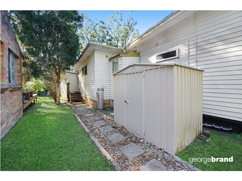 1/3 Lakeside Drive, Macmasters Beach NSW 2251