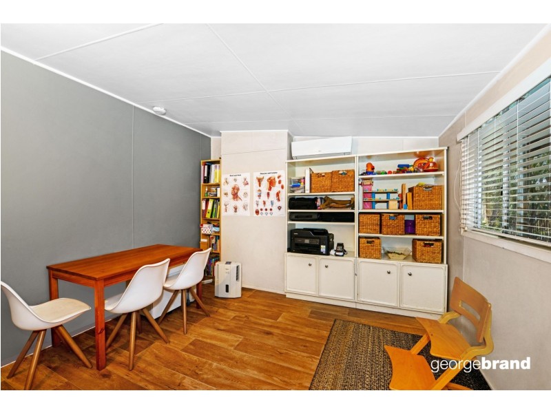 1/3 Lakeside Drive, Macmasters Beach NSW 2251