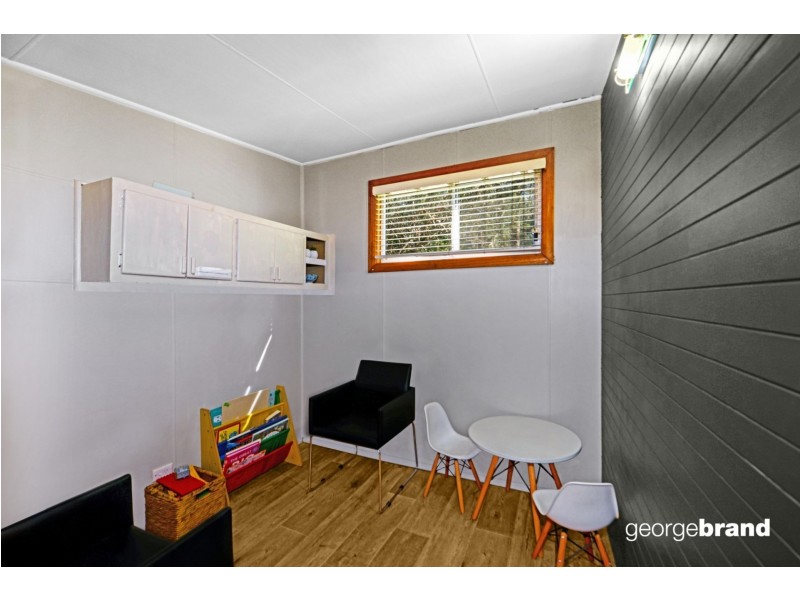 1/3 Lakeside Drive, Macmasters Beach NSW 2251