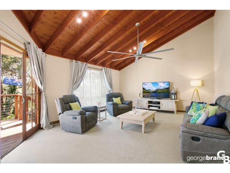 25 Baronga Rd, Avoca Beach NSW 2251