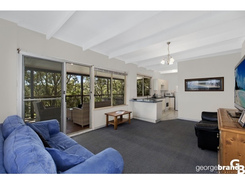 130 Del Monte Place, Copacabana NSW 2251