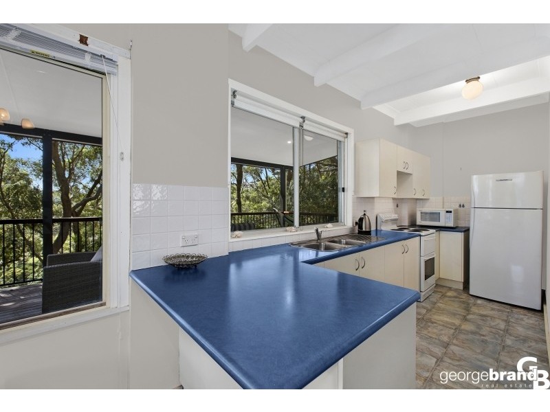 130 Del Monte Place, Copacabana NSW 2251