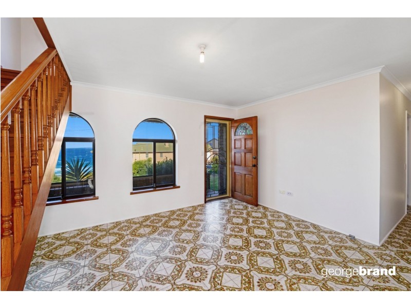 55 Circulo Drive, Copacabana NSW 2251