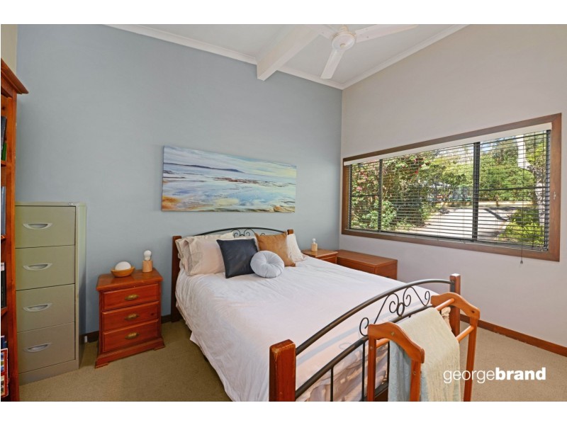 3 Lakeside Drive, Macmasters Beach NSW 2251