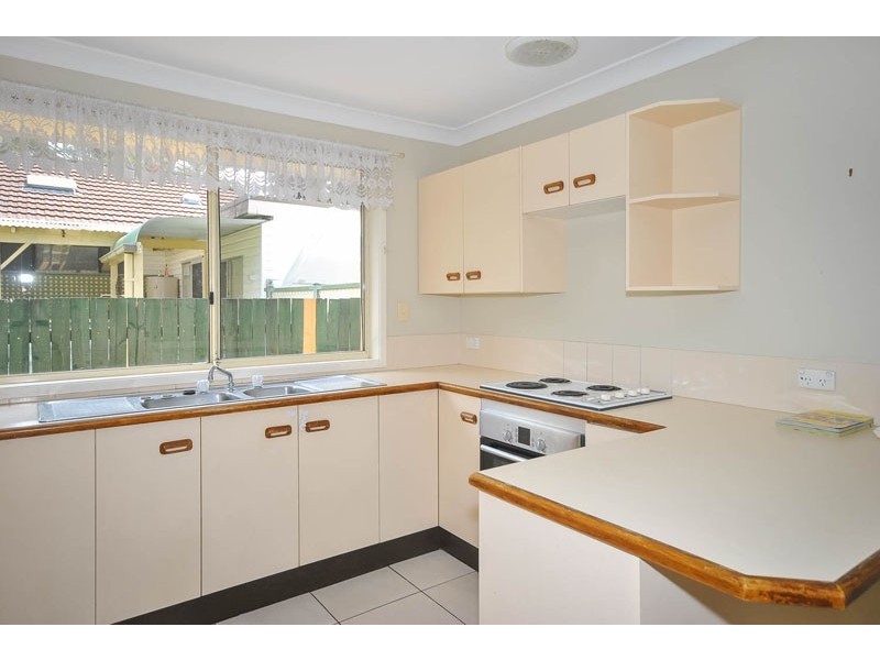 1/176 The Round Dr, Avoca Beach NSW 2251