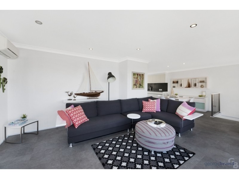 1/92 Copacabana Drive, Copacabana NSW 2251