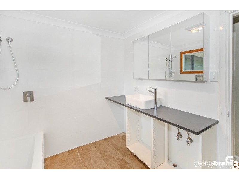 17 Chico Street, Copacabana NSW 2251