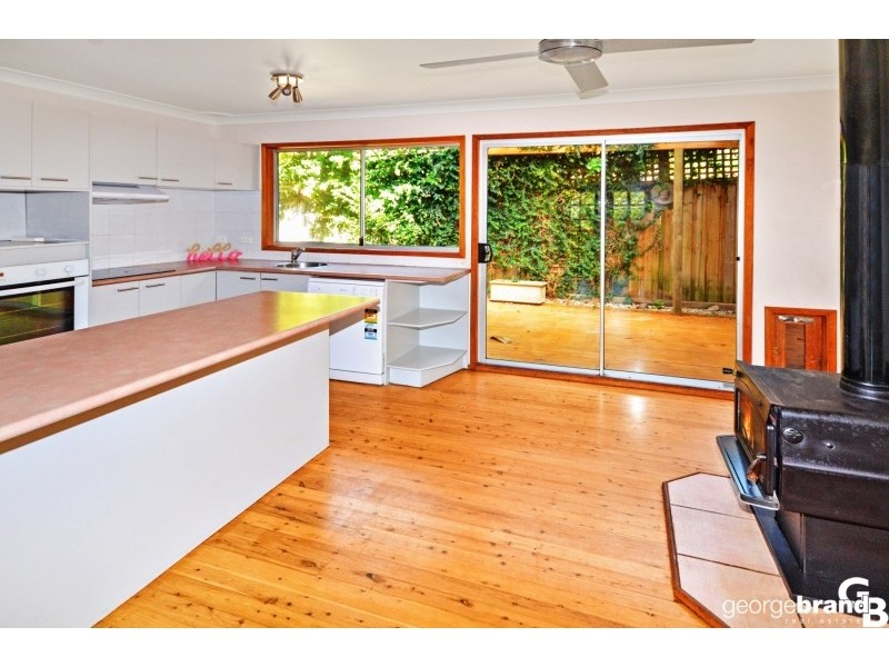 33 Walder Crescent, Avoca Beach NSW 2251