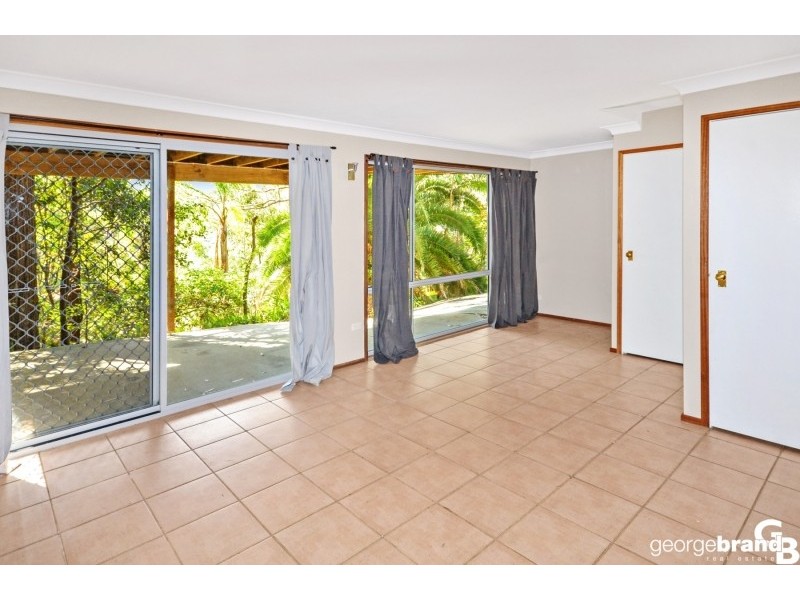 33 Walder Crescent, Avoca Beach NSW 2251