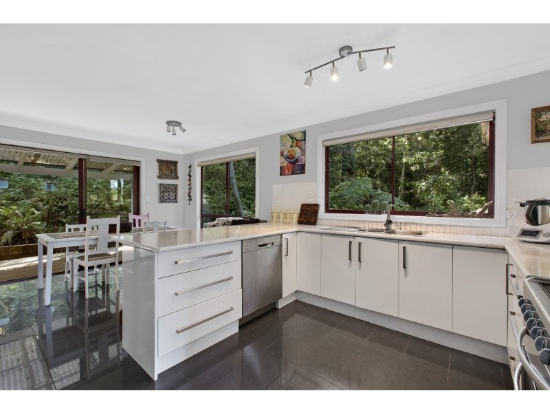21 Palmgrove Place, North Avoca NSW 2260