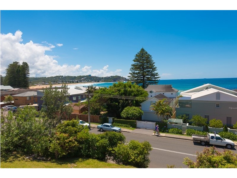 110 Avoca Drive, Avoca Beach NSW 2251