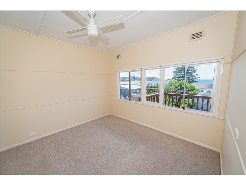 110 Avoca Drive, Avoca Beach NSW 2251