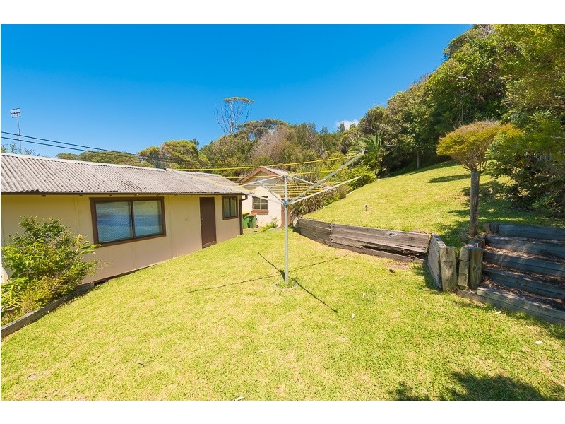 110 Avoca Drive, Avoca Beach NSW 2251