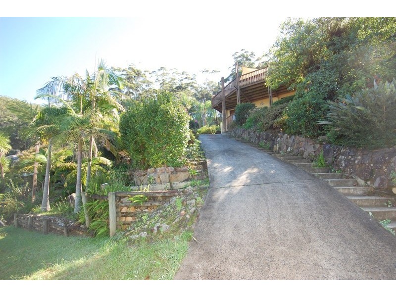 51 Coreen Dr, Wamberal NSW 2260