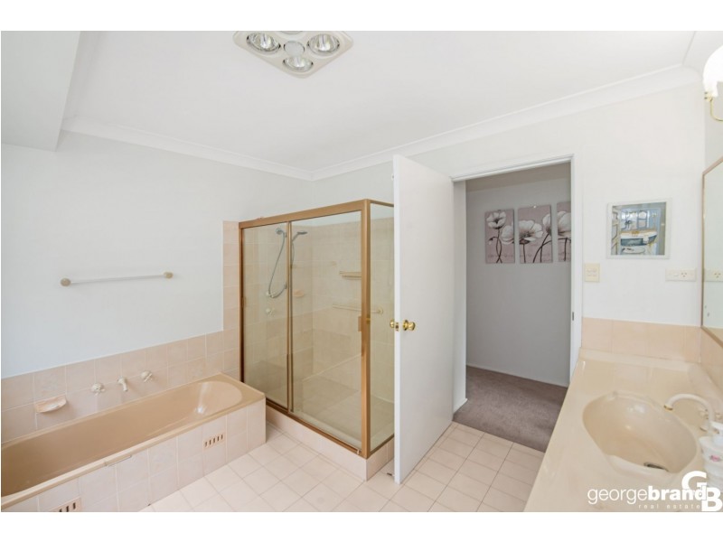 15 Silky Oak Close, Green Point NSW 2251