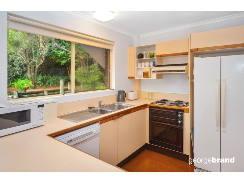 3/8 Avoca Drive, Avoca Beach NSW 2251