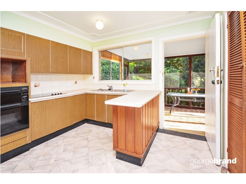 64 Lushington Street, East Gosford NSW 2250