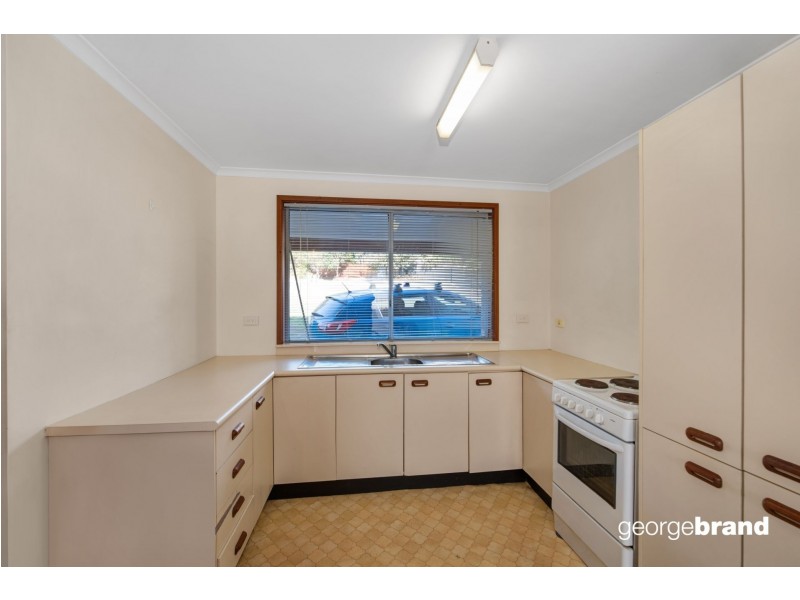 1 Segura Street, Copacabana NSW 2251