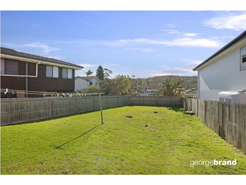 1 Segura Street, Copacabana NSW 2251
