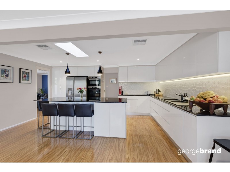 20 Fiesta Crescent, Copacabana NSW 2251