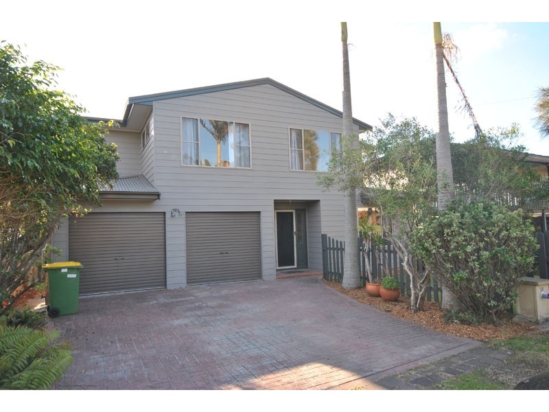 18 Del Rio Drive, Copacabana NSW 2251