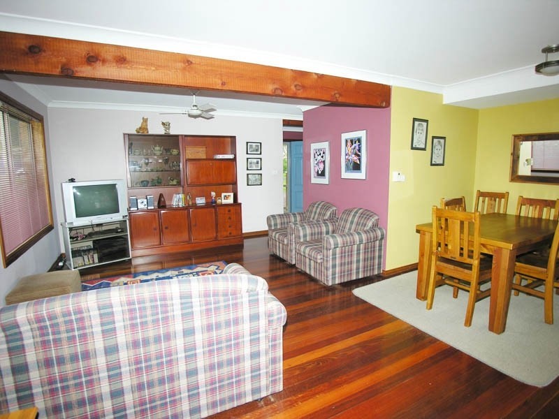 18 Del Rio Drive, Copacabana NSW 2251
