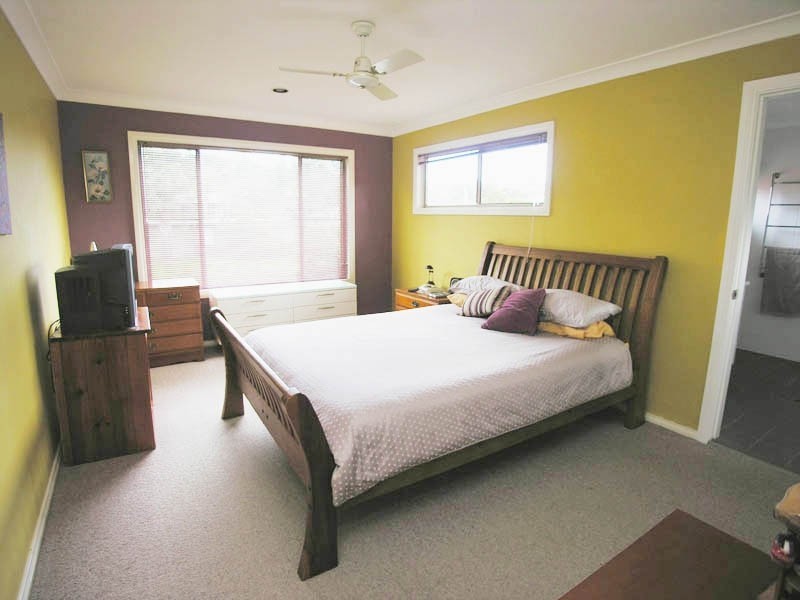 18 Del Rio Drive, Copacabana NSW 2251