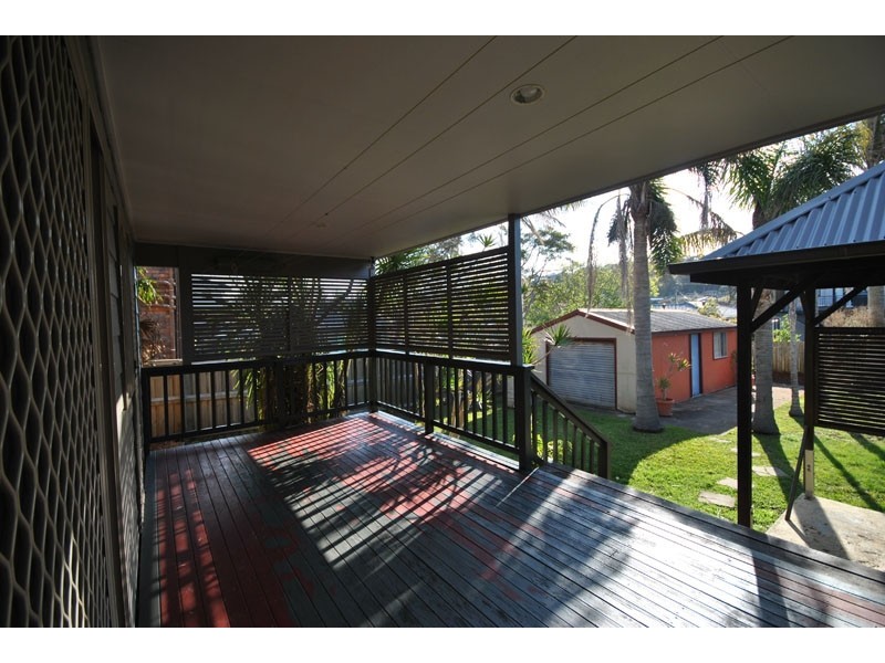 18 Del Rio Drive, Copacabana NSW 2251