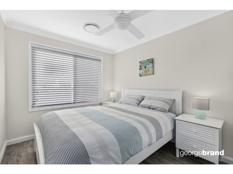 4 Fiesta Crescent, Copacabana NSW 2251
