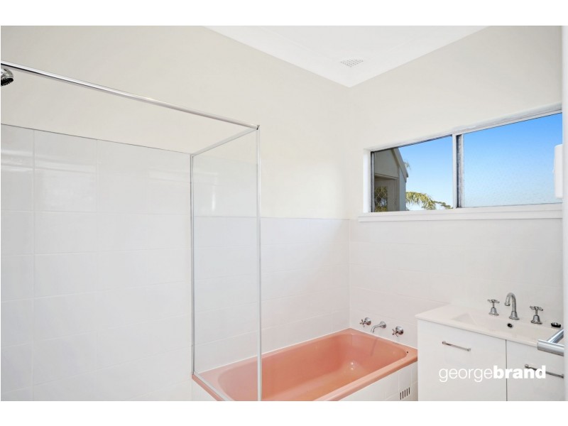 13 Endeavour Drive, Avoca Beach NSW 2251