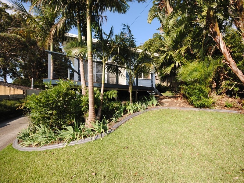 175 Copacabana Drive, Copacabana NSW 2251