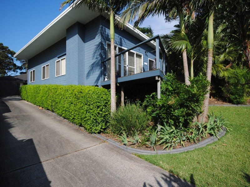 175 Copacabana Drive, Copacabana NSW 2251