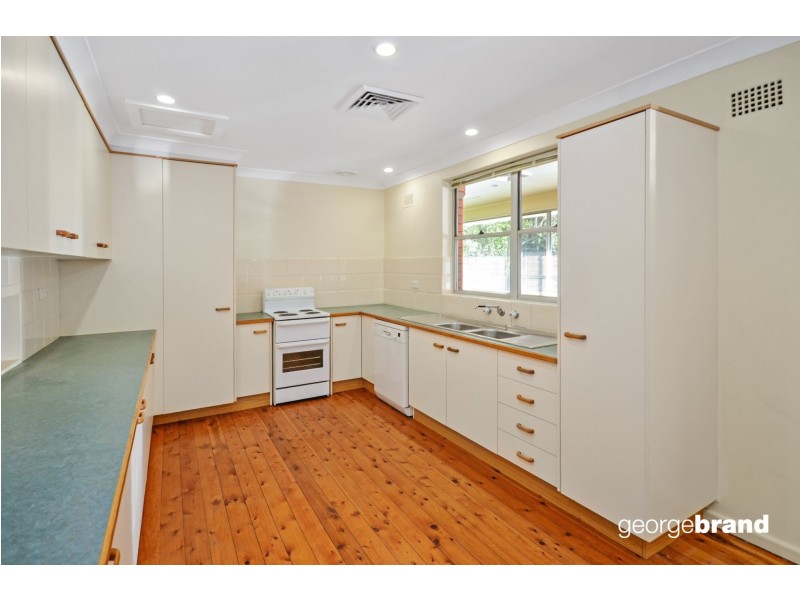 301 Avoca Drive, Avoca Beach NSW 2251