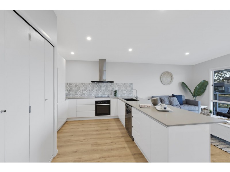 4 Torres Street, Killarney Vale NSW 2261