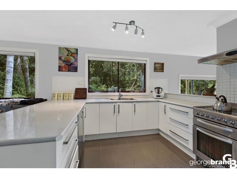 21 Palmgrove Place, North Avoca NSW 2260