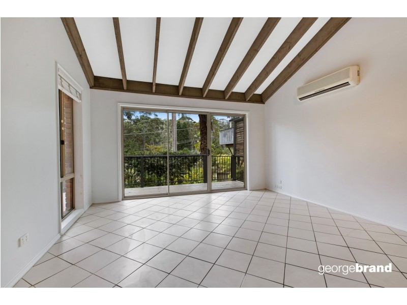 11 Laguna Avenue, Copacabana NSW 2251
