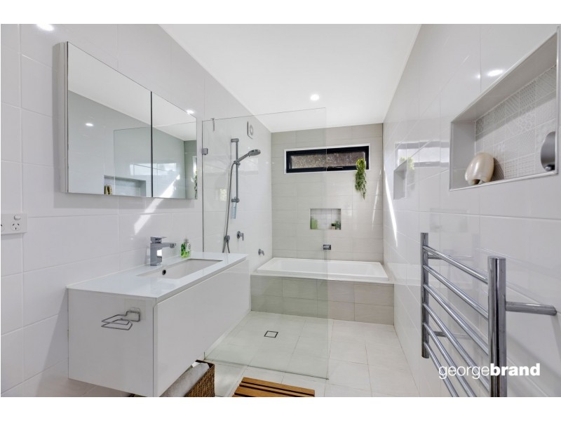 252 Del Monte Place, Copacabana NSW 2251