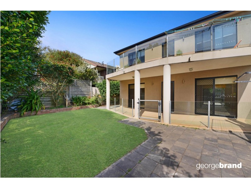 2/4 Ladera Drive, Copacabana NSW 2251