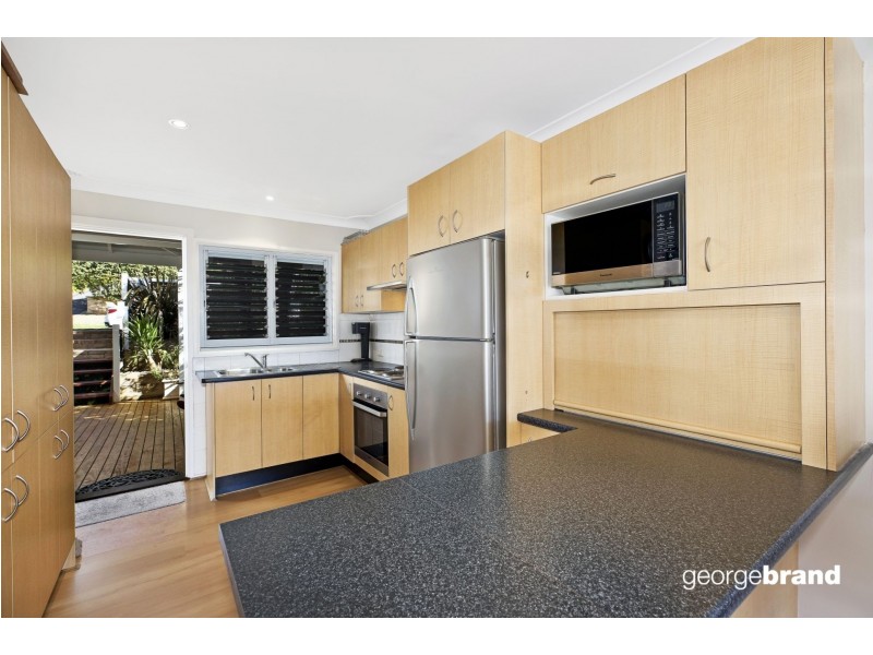 16 Ladera Drive, Copacabana NSW 2251
