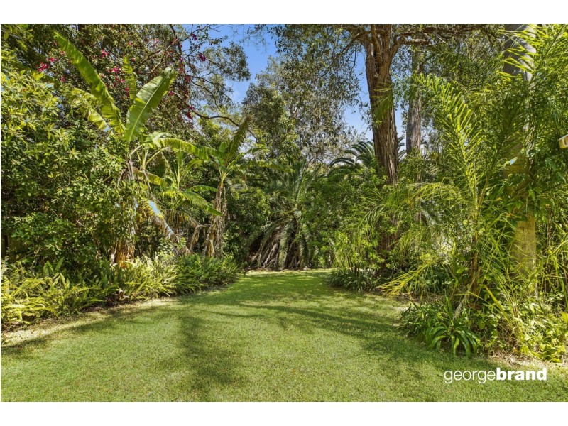 64 Del Mar Drive, Copacabana NSW 2251