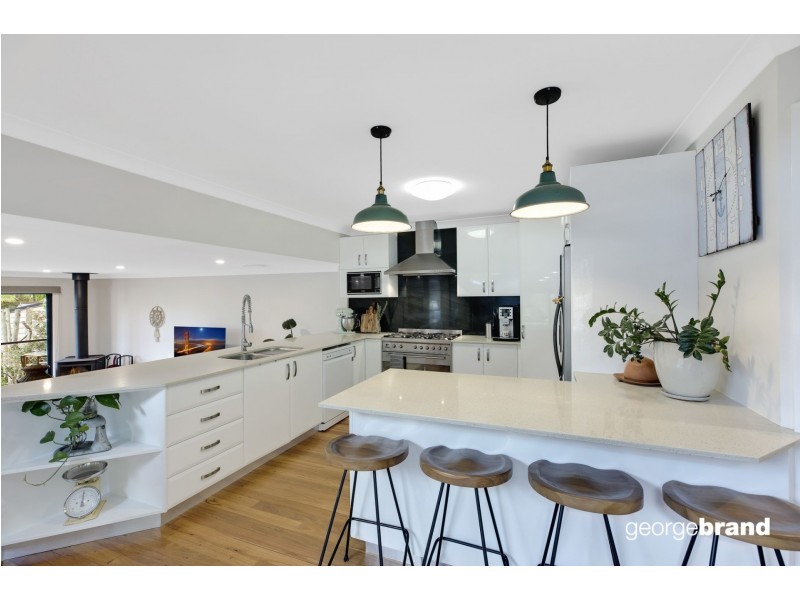 10 Birdland Close, Copacabana NSW 2251