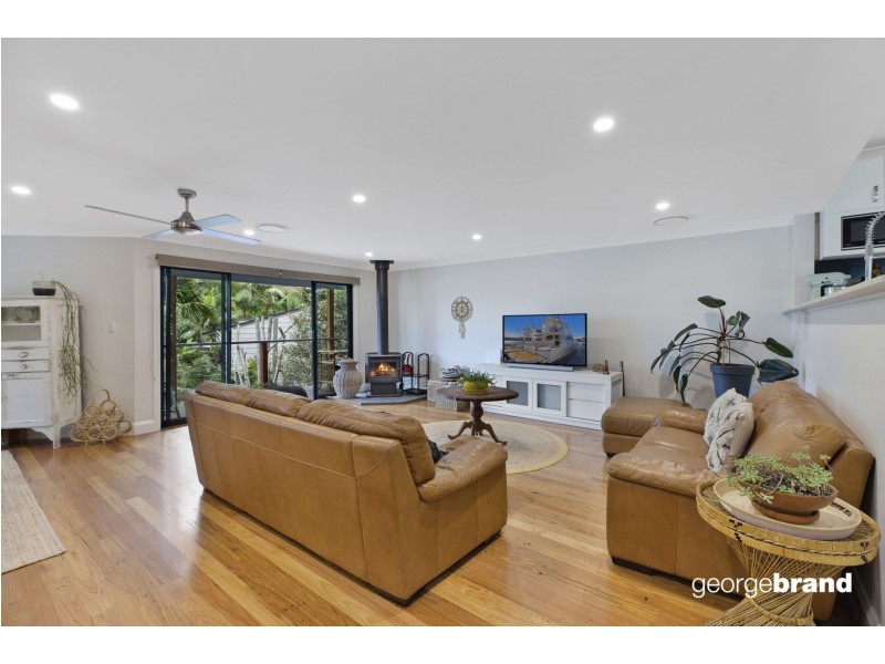 10 Birdland Close, Copacabana NSW 2251