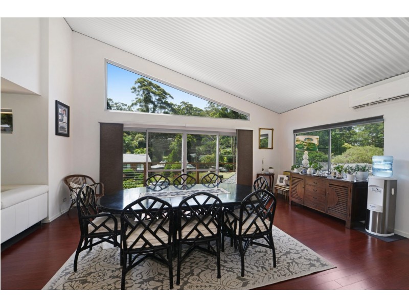 15 Walder Crescent, Avoca Beach NSW 2251